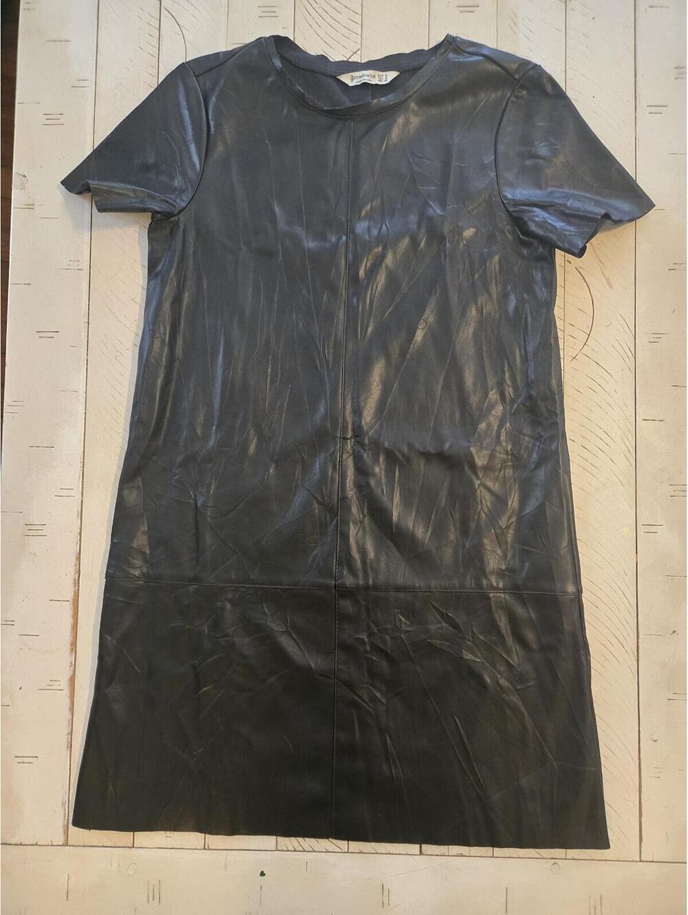 Stradivarius Faux Leather Shift Dress Black Short Sleeve Mini Size Small